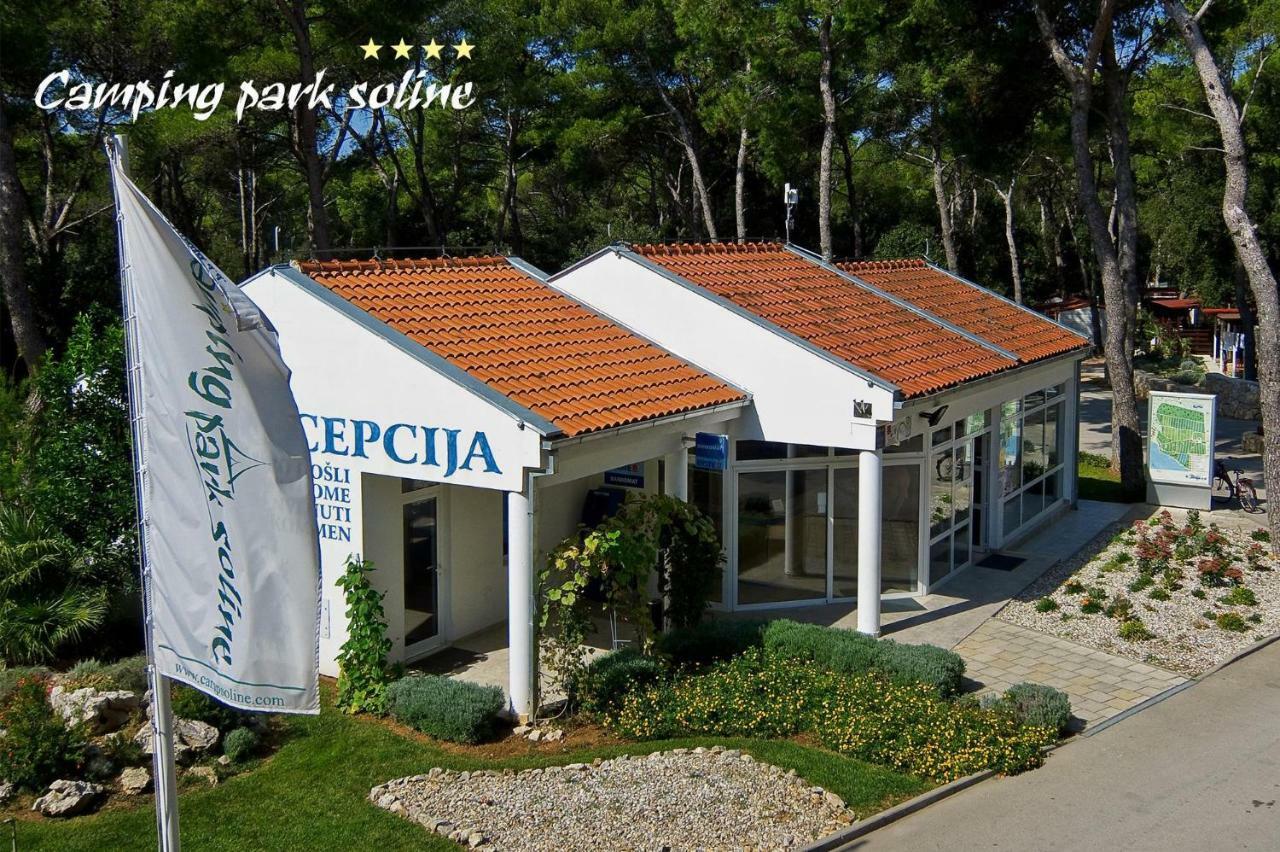 Mobile Home Starfish IV Camp Biograd Биоград на Мору Екстериор снимка
